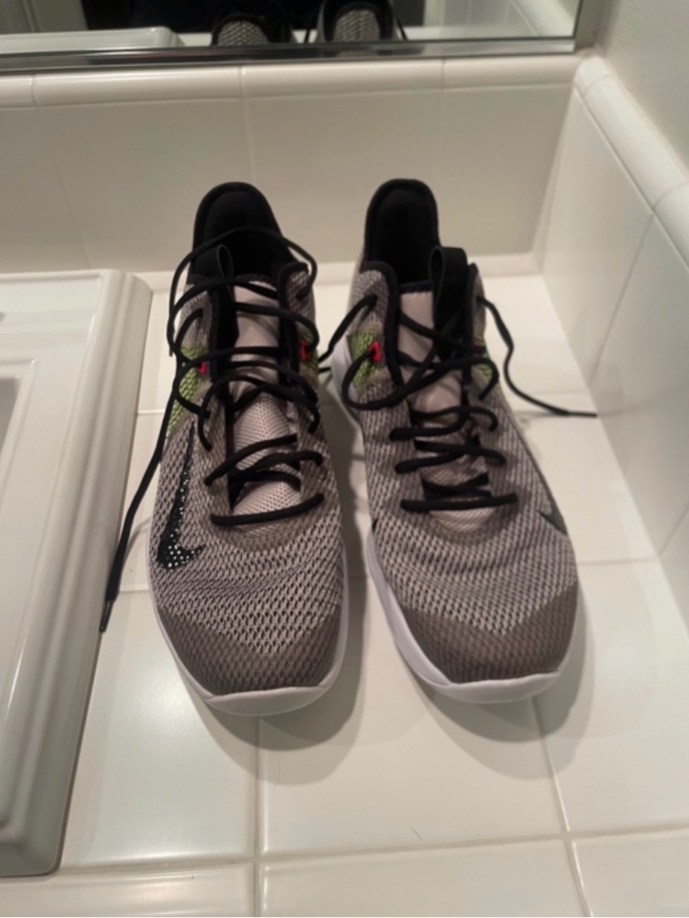 Nike Men’s Lebron Witness 4 Sneakers - String Volt